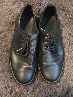Dr MartensClassic Black Men's Leather Lace-Up Shoes